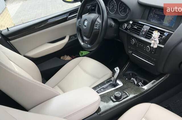 Серый БМВ Х3, объемом двигателя 2 л и пробегом 280 тыс. км за 14000 $, фото 1 на Automoto.ua