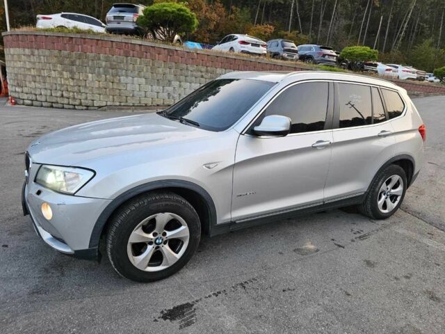 Серый БМВ Х3, объемом двигателя 2 л и пробегом 142 тыс. км за 3800 $, фото 1 на Automoto.ua
