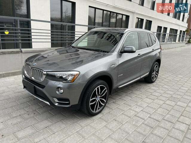 Серый БМВ Х3, объемом двигателя 2 л и пробегом 155 тыс. км за 15000 $, фото 1 на Automoto.ua