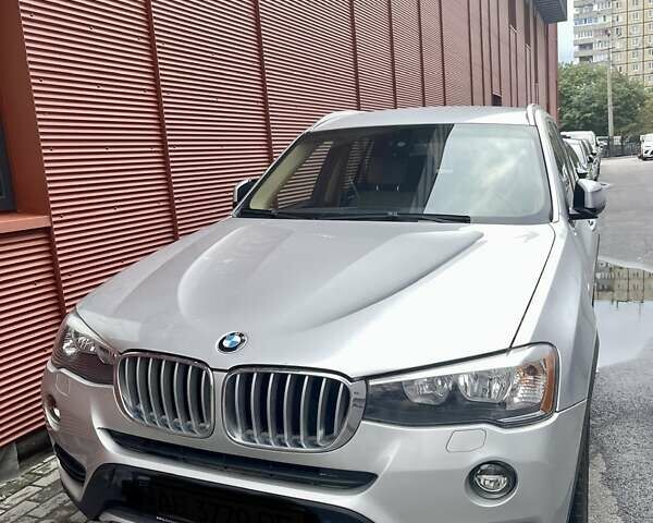 Серый БМВ Х3, объемом двигателя 2 л и пробегом 122 тыс. км за 17000 $, фото 1 на Automoto.ua