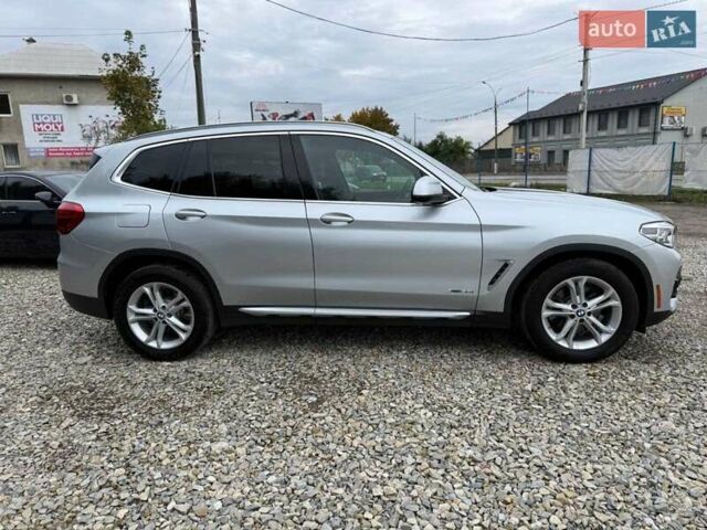 Серый БМВ Х3, объемом двигателя 2 л и пробегом 89 тыс. км за 25500 $, фото 1 на Automoto.ua