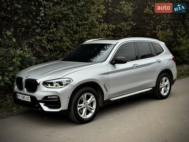 Серый БМВ Х3, объемом двигателя 2 л и пробегом 141 тыс. км за 22500 $, фото 1 на Automoto.ua