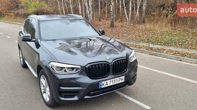 Серый БМВ Х3, объемом двигателя 2 л и пробегом 169 тыс. км за 24500 $, фото 1 на Automoto.ua