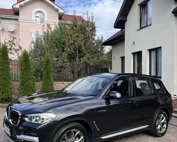 Сірий БМВ Х3, об'ємом двигуна 2 л та пробігом 125 тис. км за 32900 $, фото 1 на Automoto.ua