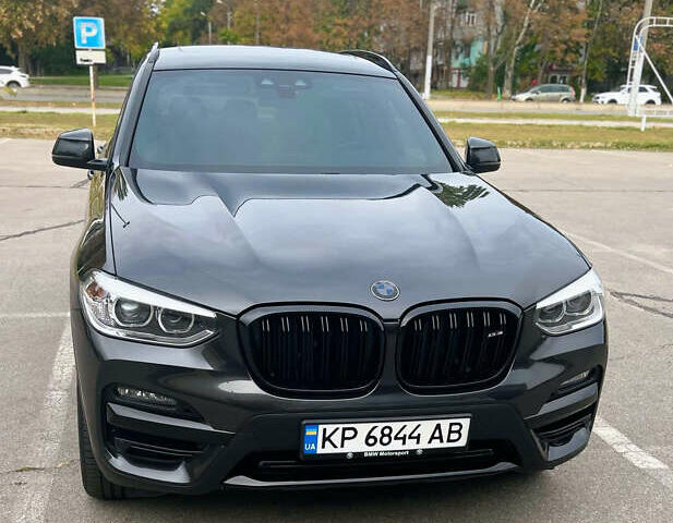 Серый БМВ Х3, объемом двигателя 2 л и пробегом 197 тыс. км за 29000 $, фото 1 на Automoto.ua