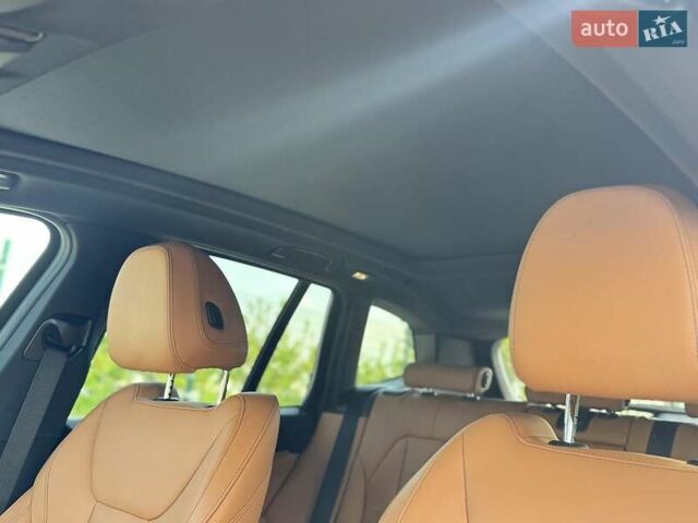 Серый БМВ Х3, объемом двигателя 2 л и пробегом 60 тыс. км за 36000 $, фото 1 на Automoto.ua