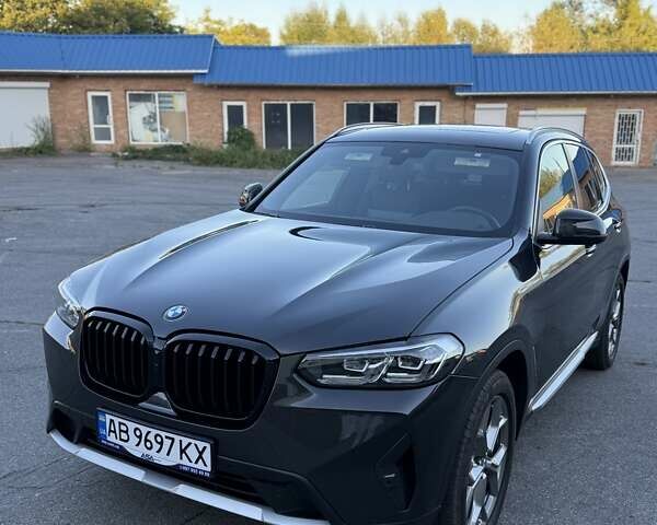 Серый БМВ Х3, объемом двигателя 2 л и пробегом 61 тыс. км за 40999 $, фото 1 на Automoto.ua