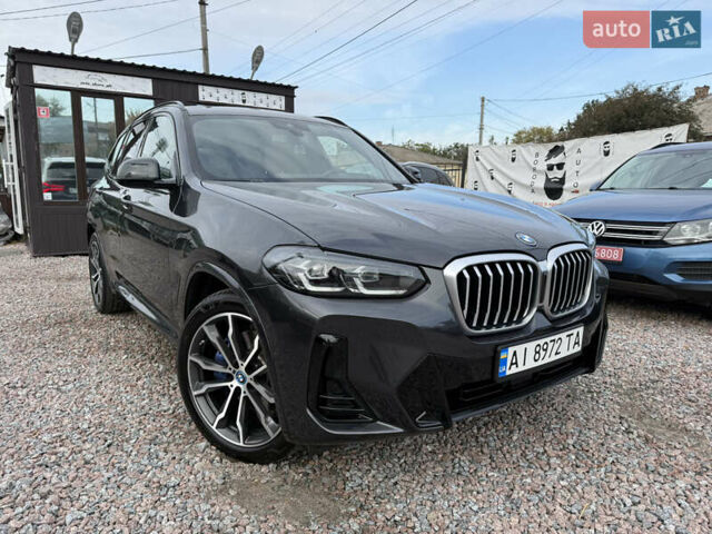 Серый БМВ Х3, объемом двигателя 2 л и пробегом 64 тыс. км за 47000 $, фото 1 на Automoto.ua