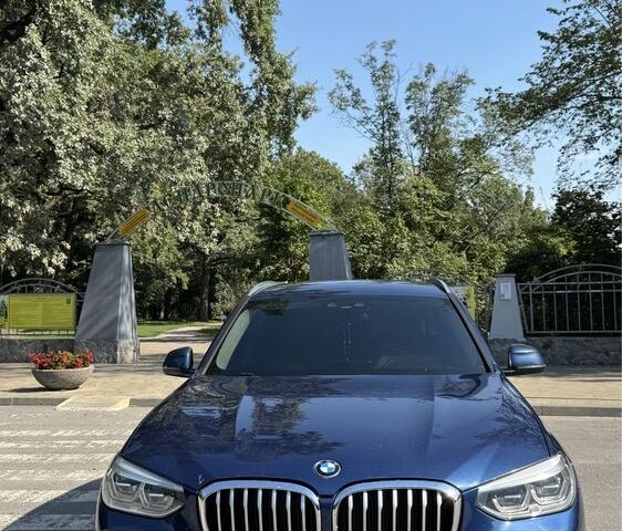 Синий БМВ Х3, объемом двигателя 2 л и пробегом 170 тыс. км за 23514 $, фото 1 на Automoto.ua
