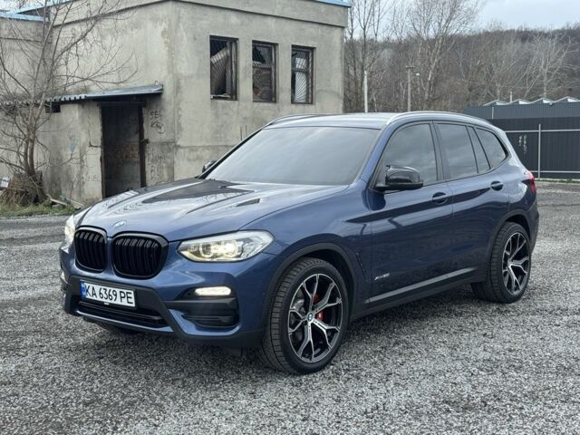 Синий БМВ Х3, объемом двигателя 2 л и пробегом 142 тыс. км за 28900 $, фото 1 на Automoto.ua
