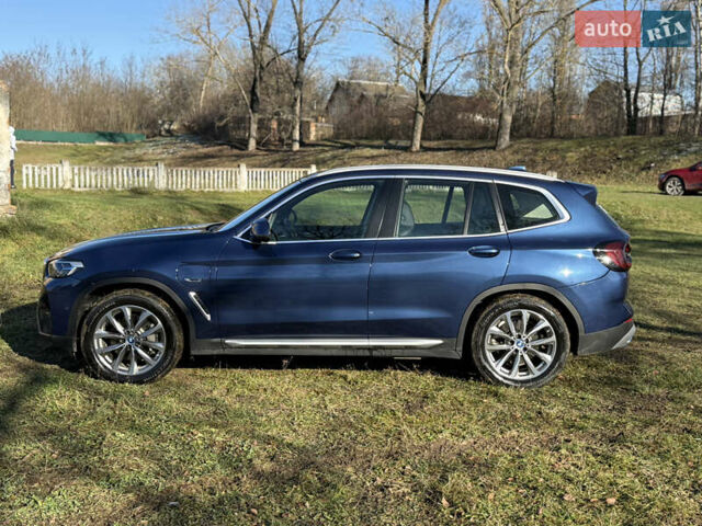 Синій БМВ Х3, об'ємом двигуна 2 л та пробігом 105 тис. км за 37900 $, фото 1 на Automoto.ua