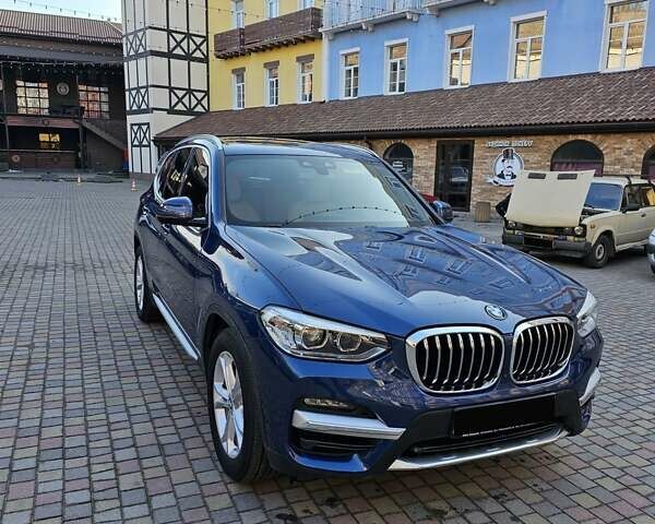 Синий БМВ Х3, объемом двигателя 2 л и пробегом 9 тыс. км за 34000 $, фото 1 на Automoto.ua