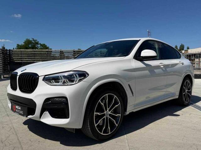 Белый БМВ Х4, объемом двигателя 3 л и пробегом 18 тыс. км за 50409 $, фото 1 на Automoto.ua