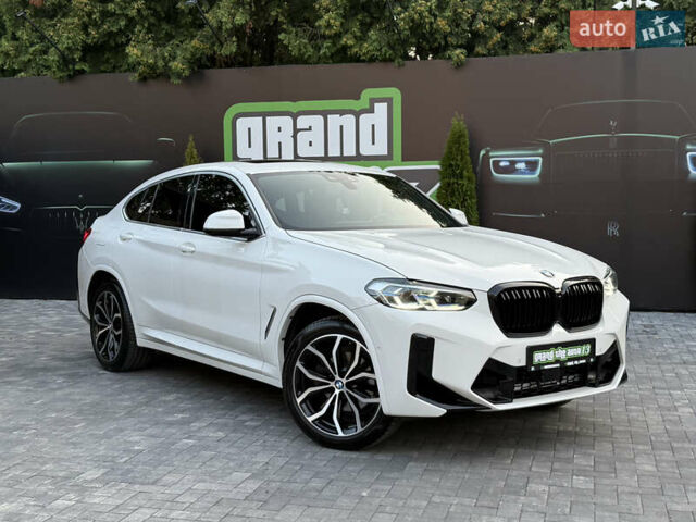 Белый БМВ Х4, объемом двигателя 2 л и пробегом 50 тыс. км за 39900 $, фото 1 на Automoto.ua