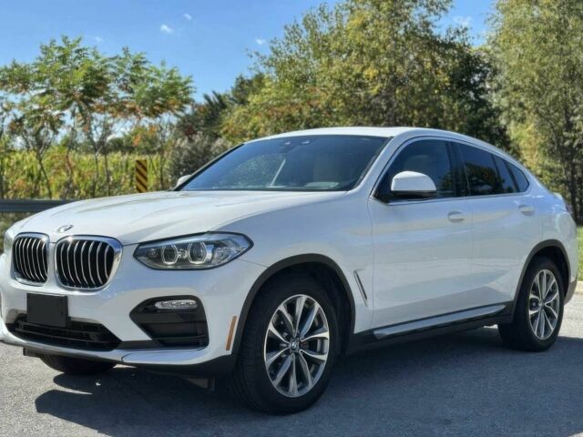 Белый БМВ Х4, объемом двигателя 2 л и пробегом 40 тыс. км за 9000 $, фото 1 на Automoto.ua