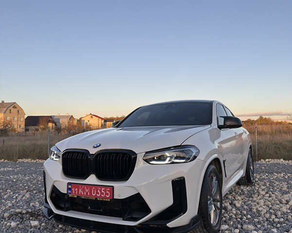 Белый БМВ Х4, объемом двигателя 2 л и пробегом 133 тыс. км за 36500 $, фото 1 на Automoto.ua