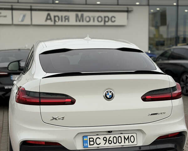 Белый БМВ Х4, объемом двигателя 2 л и пробегом 99 тыс. км за 40500 $, фото 1 на Automoto.ua