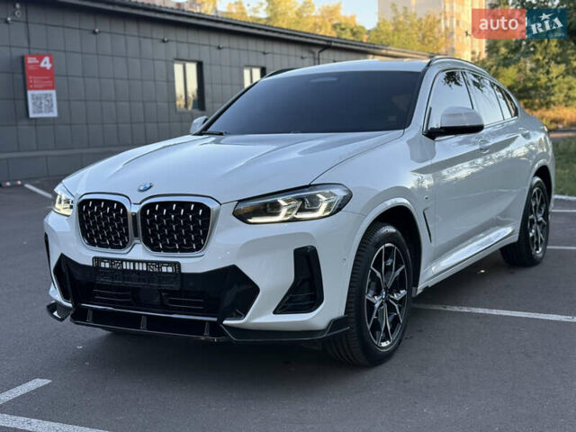 БМВ Х4 2022 у Києві на Automoto.ua Білий БМВ Х4, об'ємом двигуна 2 л та пробігом 13 тис. км за 54500 $, фото 1 на Automoto.ua