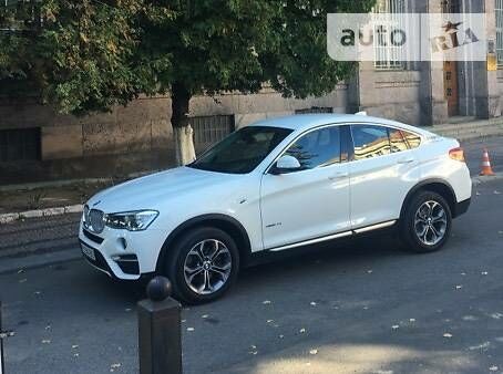 Білий БМВ Х4, об'ємом двигуна 2 л та пробігом 11 тис. км за 46000 $, фото 1 на Automoto.ua