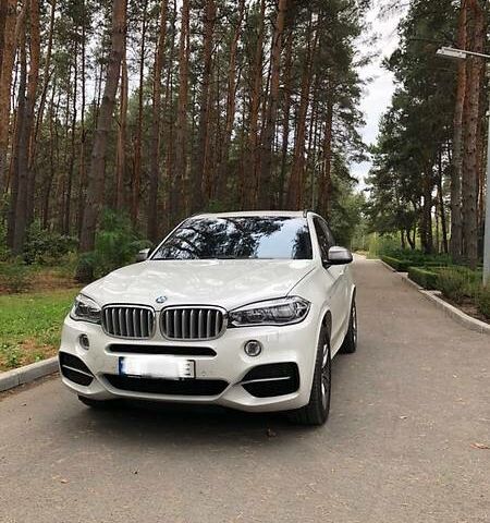 Білий БМВ Х5 М, об'ємом двигуна 3 л та пробігом 38 тис. км за 77000 $, фото 1 на Automoto.ua