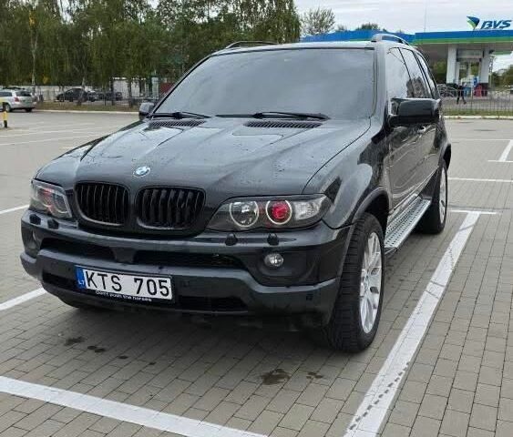Черный БМВ Х5 М, объемом двигателя 3 л и пробегом 410 тыс. км за 5500 $, фото 1 на Automoto.ua