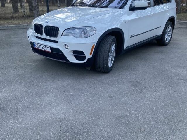 Белый БМВ Х5, объемом двигателя 3 л и пробегом 194 тыс. км за 11500 $, фото 1 на Automoto.ua