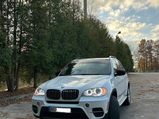 Белый БМВ Х5, объемом двигателя 3 л и пробегом 210 тыс. км за 14400 $, фото 1 на Automoto.ua
