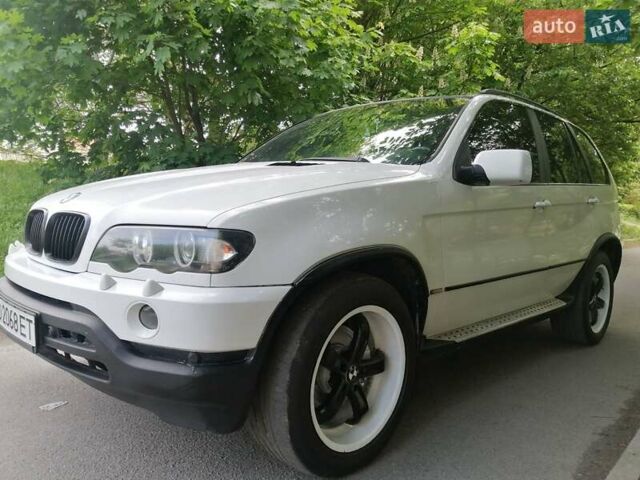 Білий БМВ Х5, об'ємом двигуна 4.4 л та пробігом 300 тис. км за 6200 $, фото 1 на Automoto.ua