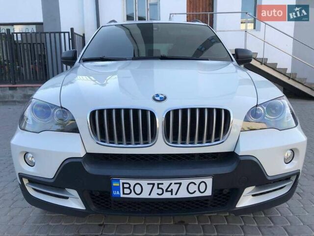 Белый БМВ Х5, объемом двигателя 2.99 л и пробегом 329 тыс. км за 15500 $, фото 1 на Automoto.ua