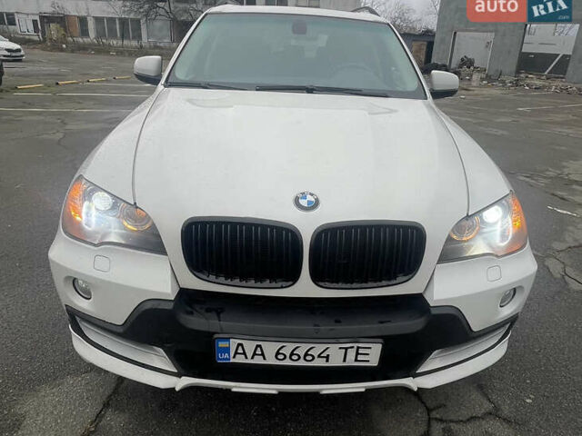 Белый БМВ Х5, объемом двигателя 3 л и пробегом 203 тыс. км за 9500 $, фото 1 на Automoto.ua