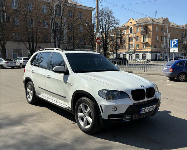 Білий БМВ Х5, об'ємом двигуна 3 л та пробігом 350 тис. км за 12000 $, фото 1 на Automoto.ua