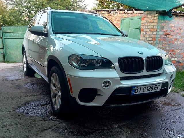 Белый БМВ Х5, объемом двигателя 3 л и пробегом 320 тыс. км за 16800 $, фото 1 на Automoto.ua