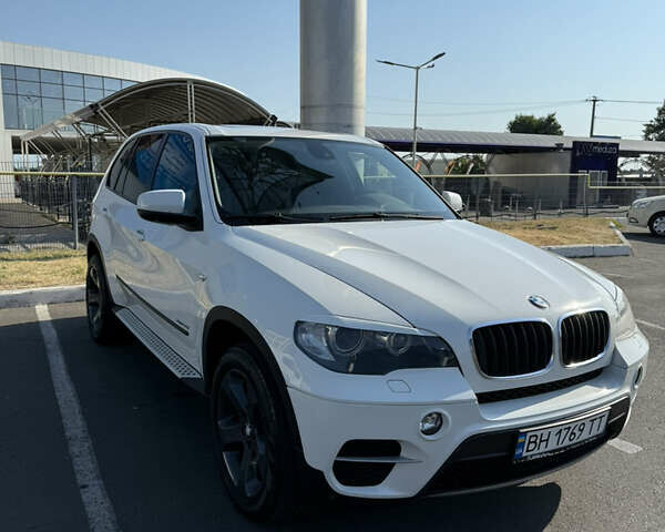 Белый БМВ Х5, объемом двигателя 2.98 л и пробегом 186 тыс. км за 21500 $, фото 1 на Automoto.ua