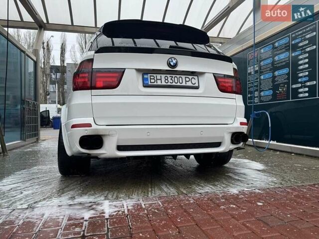 Білий БМВ Х5, об'ємом двигуна 3 л та пробігом 260 тис. км за 22400 $, фото 1 на Automoto.ua