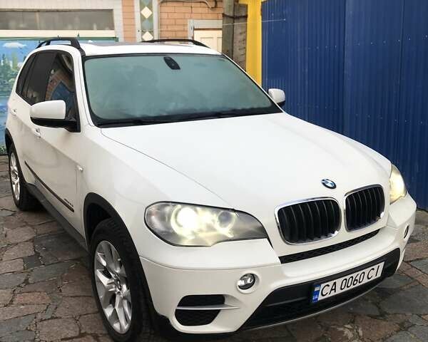 Белый БМВ Х5, объемом двигателя 3 л и пробегом 157 тыс. км за 16000 $, фото 1 на Automoto.ua