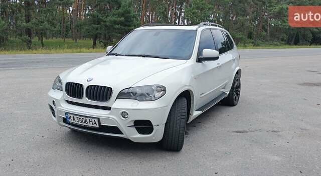 Белый БМВ Х5, объемом двигателя 3.5 л и пробегом 280 тыс. км за 15500 $, фото 1 на Automoto.ua