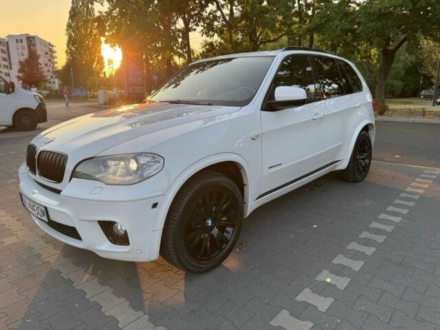 Белый БМВ Х5, объемом двигателя 3 л и пробегом 187 тыс. км за 4350 $, фото 1 на Automoto.ua