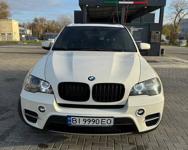 Білий БМВ Х5, об'ємом двигуна 3 л та пробігом 200 тис. км за 18500 $, фото 1 на Automoto.ua
