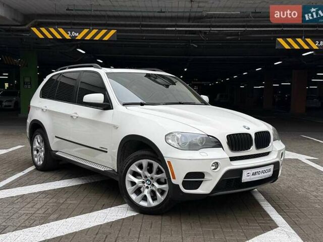 Белый БМВ Х5, объемом двигателя 2.98 л и пробегом 265 тыс. км за 14990 $, фото 1 на Automoto.ua