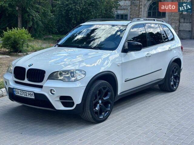 Белый БМВ Х5, объемом двигателя 2.99 л и пробегом 234 тыс. км за 16800 $, фото 1 на Automoto.ua