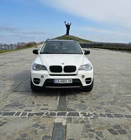 Білий БМВ Х5, об'ємом двигуна 2.99 л та пробігом 212 тис. км за 21100 $, фото 1 на Automoto.ua