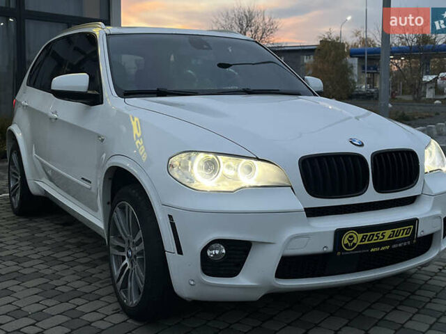 Белый БМВ Х5, объемом двигателя 3 л и пробегом 325 тыс. км за 13700 $, фото 1 на Automoto.ua