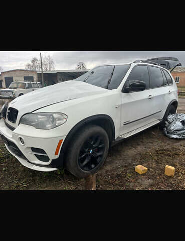 Білий БМВ Х5, об'ємом двигуна 2.98 л та пробігом 190 тис. км за 7600 $, фото 1 на Automoto.ua