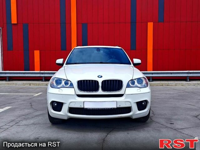 Білий БМВ Х5, об'ємом двигуна 3 л та пробігом 148 тис. км за 17000 $, фото 1 на Automoto.ua