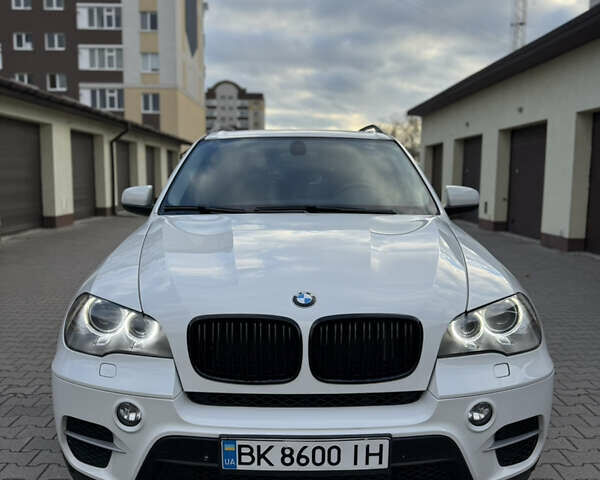 Білий БМВ Х5, об'ємом двигуна 2.99 л та пробігом 259 тис. км за 16000 $, фото 1 на Automoto.ua