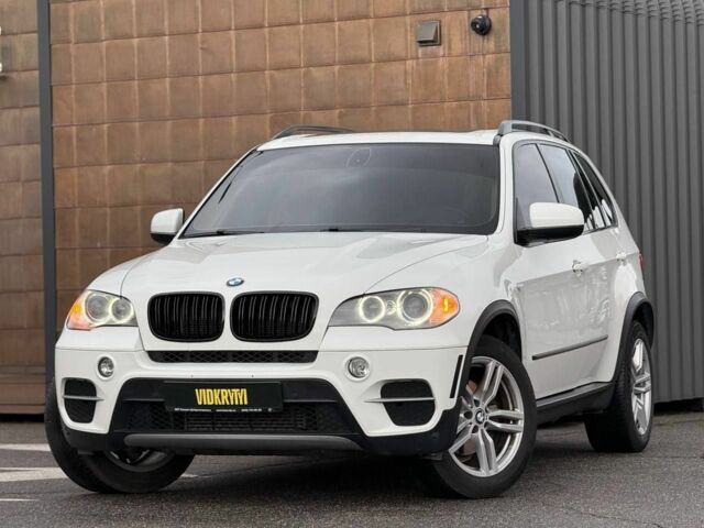 Белый БМВ Х5, объемом двигателя 3 л и пробегом 217 тыс. км за 13950 $, фото 1 на Automoto.ua