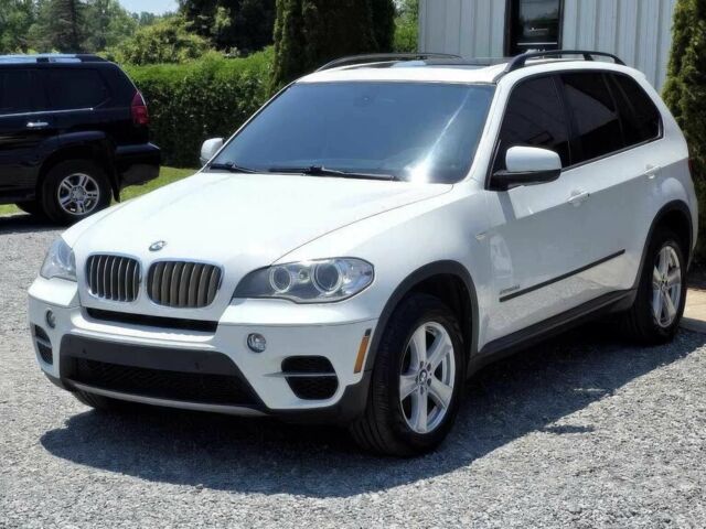 Білий БМВ Х5, об'ємом двигуна 3 л та пробігом 104 тис. км за 3900 $, фото 1 на Automoto.ua