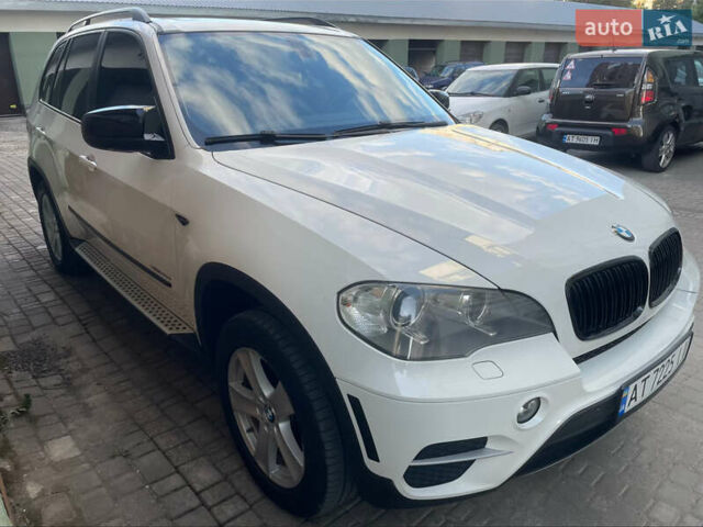 Белый БМВ Х5, объемом двигателя 3 л и пробегом 238 тыс. км за 18900 $, фото 1 на Automoto.ua