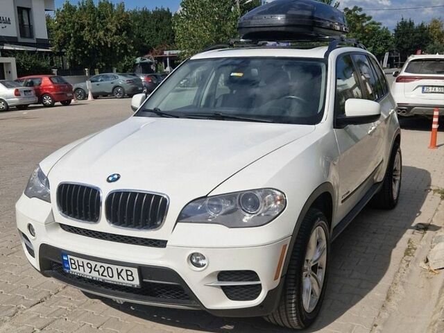 Белый БМВ Х5, объемом двигателя 2.98 л и пробегом 238 тыс. км за 11000 $, фото 1 на Automoto.ua