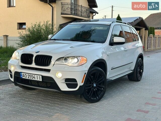 Белый БМВ Х5, объемом двигателя 3 л и пробегом 150 тыс. км за 13500 $, фото 1 на Automoto.ua